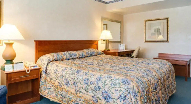 Saga Motor Hotel