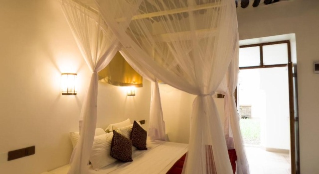 Двухместный номер Standard Emerald Palm Courtyard Hotel