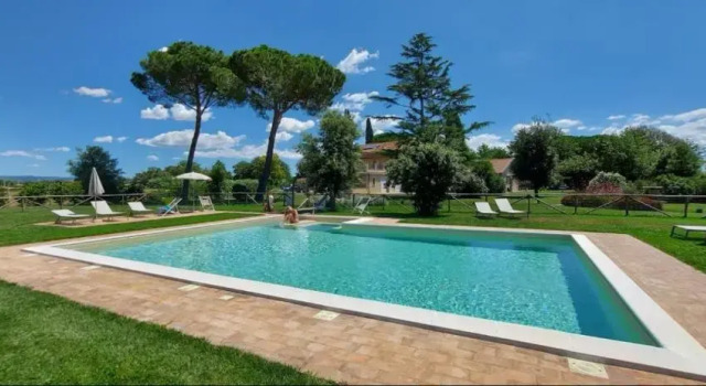 Agriturismo Poderedodici, Book Hotel Hoteller i Argentario med parkering, Parkering