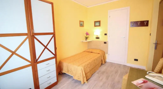 Номер Standard Continental B&B City Hotel
