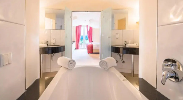 Люкс Best Western Premier Castanea Resort Hotel
