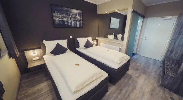 Mey Hotel