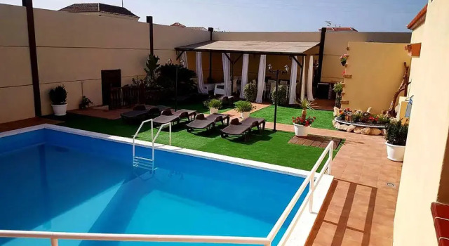 Casa Villa Tenerife, Book Villa Hotels in Tenerife with Parking, Parking