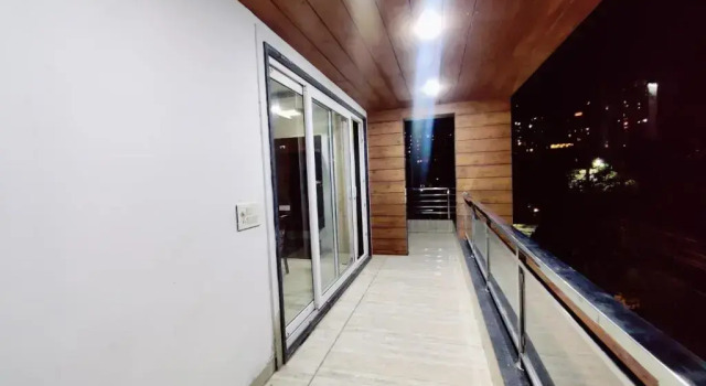 Номер Superior с балконом BlueNeck Sec 47 near Medanta -The Medicity' Gurugram