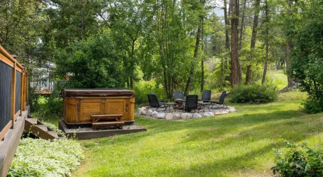 The Matterhorn I HotTub I Ping Pong I Chalk Wall, Buchen Sie Hotel Fairmont Hot Springs British Columbia