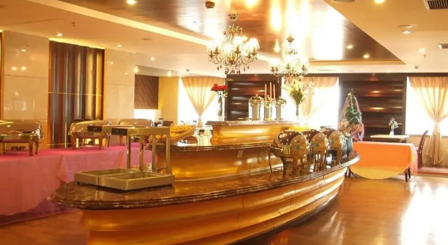 Shapotou Holiday Hotel, Забронировать Отель Чжунвэй Нинся