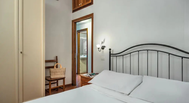 La baia dello chalet, Забронировать Шале Коттеджи Марина-дель-Кантоне, Коттедж