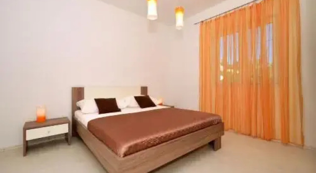Holiday Home Mery, Забронировать Апартаменты/квартира Винишче Trogir Riviera, рядом с Пляж Купиница