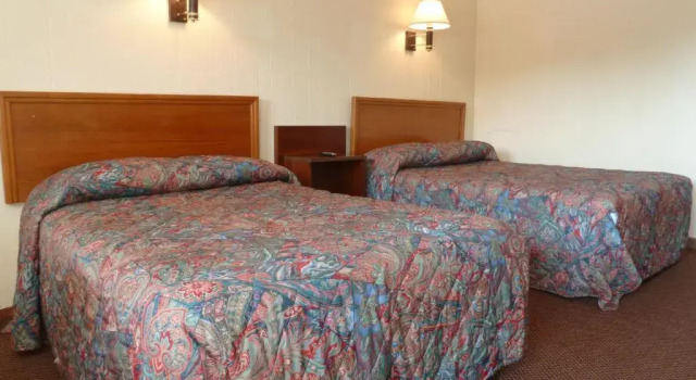 Четырёхместный номер Standard Acorn Motel