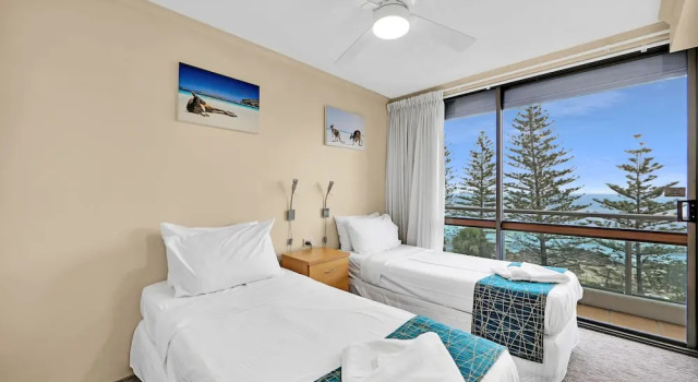 Апартаменты с 2 комнатами с балконом Northwind Beachfront Apartments