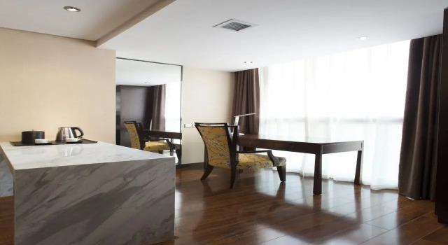 Chengdu Robin Hotel, Boek Hotel Hotels in Chengdu met parkeren, Parkeren