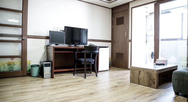 Hill Stay Hotel Residence