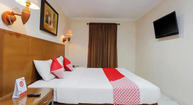 Двухместный люкс OYO 919 Hotel Kalisma Syariah Near RS Pelni