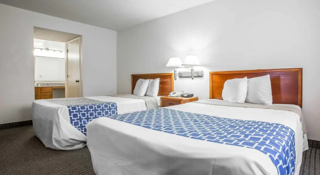 Siegel Suites Columbia Apartments, Забронировать Апартаменты/квартира Колумбия Congaree National Park, рядом с Ботанический сад Ривербэнкс