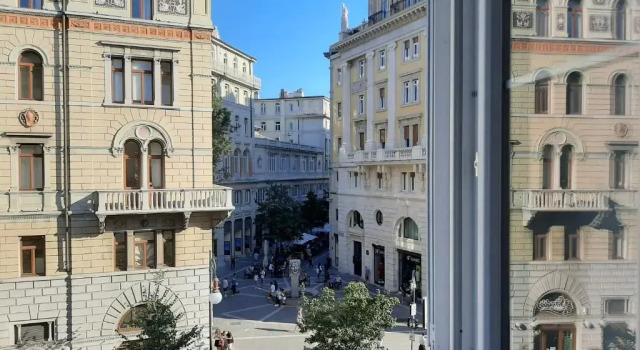 Семейный люкс Trieste Center Rooms & Apartments - Fiori di Trieste