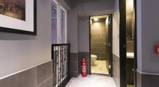 Home Plus Inn, Rezerwuj Hotel Hongkong Chiny, w pobliżu Wanchai Tower