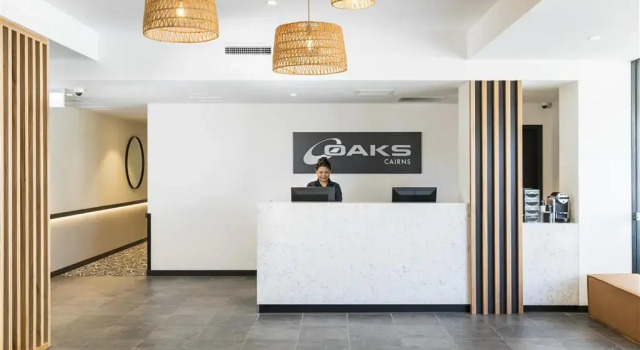 Oaks Cairns Hotel, Забронировать Отель Кэрнс Cairns and Northern Beaches, рядом с The Center of Contemporary Arts
