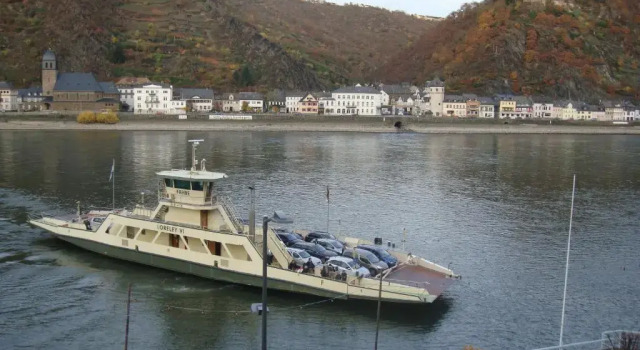 Panorama-Rheinblick St. Goar