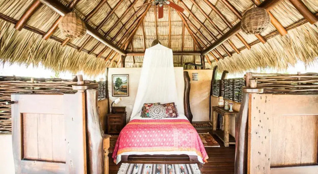 Bungalow Deluxe Present Moment Retreat