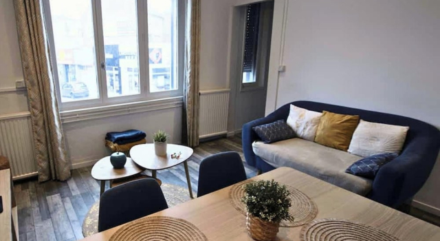 La Maison Citadine Garage Wifi Lavelinge 4pers