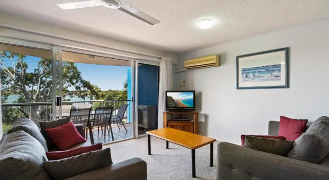 Апартаменты с 3 комнатами с видом на реку Reflections Holiday Apartments