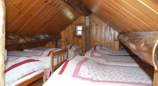 Haliburton Forest & Wild Life Reserve Ltd, Rezervovat Hotel Dysart et al Kanada