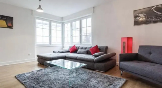 Charmant appartement avec terrasse dans villa, Забронировать Апартаменты/квартира Апартаменты Страсбурга, рядом с Сад л'Оранжери, Апартаменты/квартира