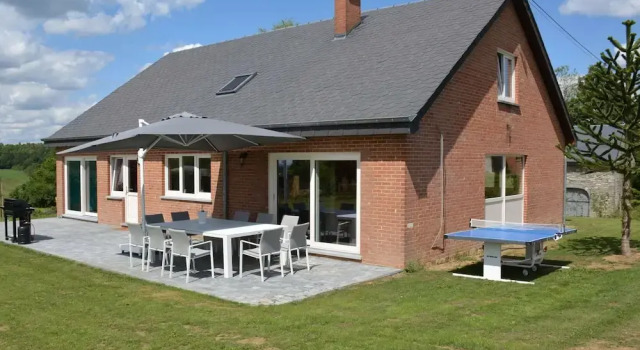 Вилла Modern villa in Rochefort close to the horses