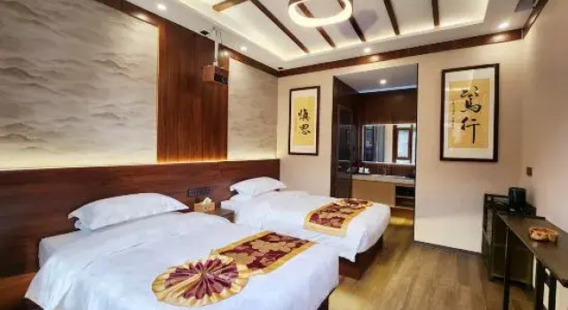 sanhetingyuan, Rezerwuj Hotel Xinzhou Shanxi