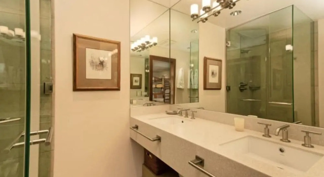 Номер Premier с 3 комнатами с балконом Premier Ski in, Ski out 3 Bedroom Colorado Vacation Rental Steps From the Ski Slopes With Hot Tub and Pool