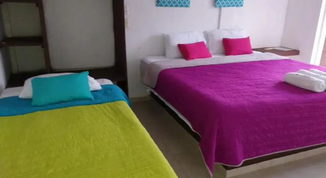 Трёхместный номер Standard с балконом Hotel España