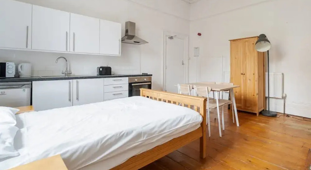 Студия No 4 Georgian Shared House - By Clifton Short Lets
