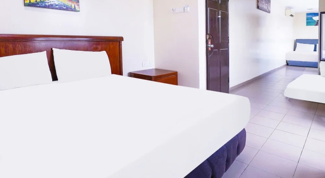 Номер Superior OYO 90486 Station Hotel