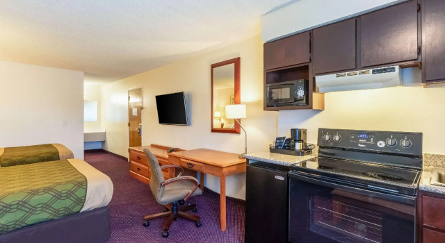 Четырёхместный люкс Rodeway Inn & Suites Portland West - Beaverton