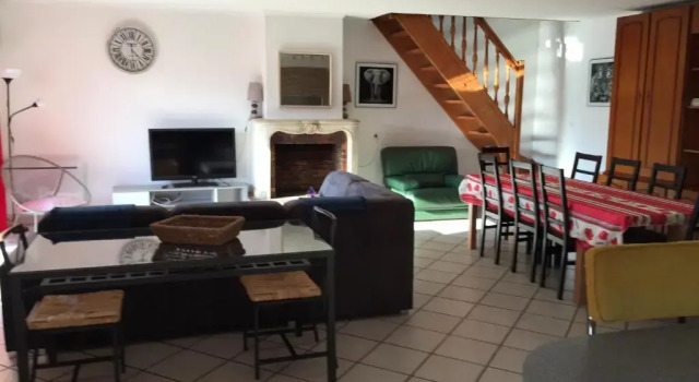 Коттедж с 4 комнатами Villa Toscana 250 M de la plage