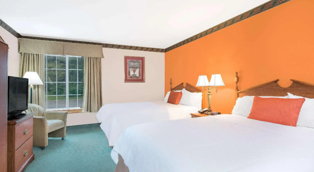 Четырёхместный номер Standard Hawthorn Suites by Wyndham Allentown-Fogelsville