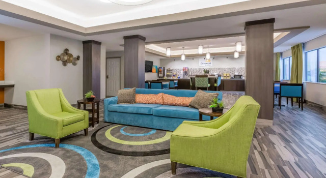 Двухместный номер Accessible Days Inn & Suites by Wyndham Katy