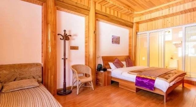 Люкс с 4 комнатами Xiaoyixiongjia Hostel