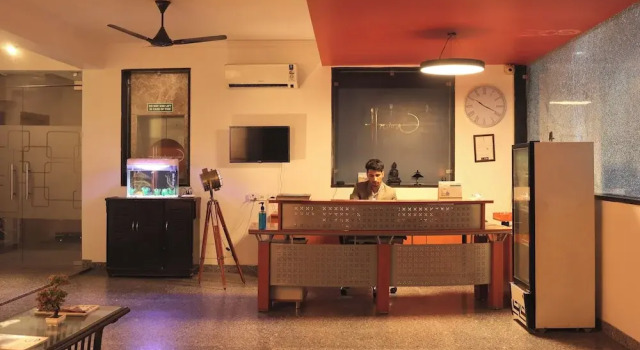 Haven Hotel Sector 31,Gurugram