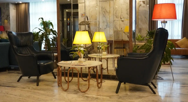 Grand River View Hotel