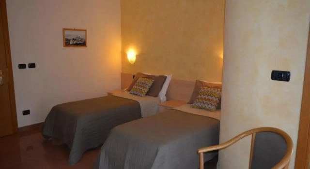 Двухместный номер Standard Albergo La Collina