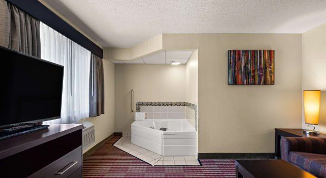 Двухместный люкс Best Western Germantown Inn