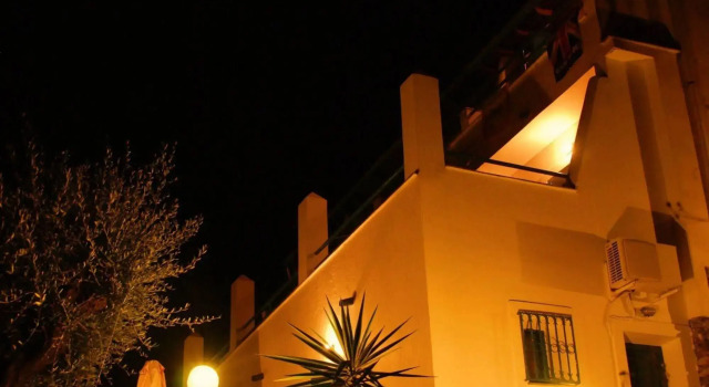 Anna Apartments
