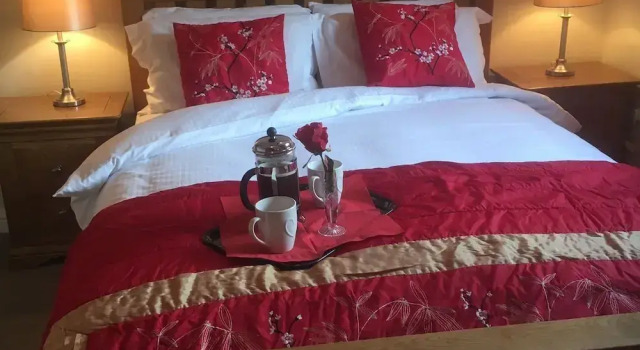 Newsham Grange Farm, Boek Boerderijverblijf Hotels in Merseyside met zwembad, Zwembad