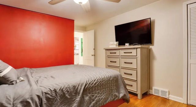Коттедж Newark Home w/ Deck & Fire Pit, 16 Mi to Nyc!