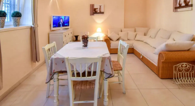 Villa Deni Civray 25842, Забронировать Вилла Виллы Опатия, рядом с Пляж Лидо, Вилла