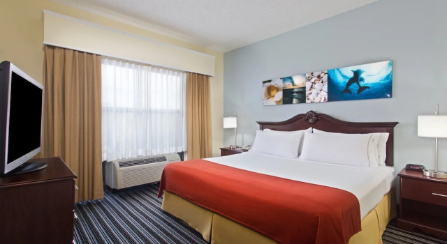 Номер Standard Holiday Inn Express Hotel & Suites Clearwater North-Dunedin by IHG