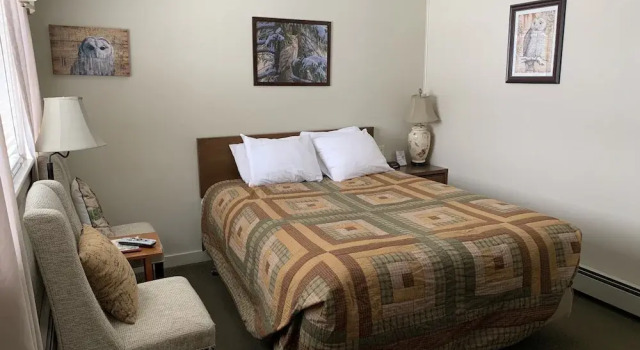 Carroll Motel & Cottages, Varaa Motelli Hotellit New England uima-altaalla, Uima-allas