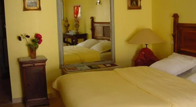 Номер Standard Chambres et table dhôtes Saint Nicolas, maisonnettes individuelles dans propriété privée