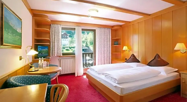 Hotel Condor